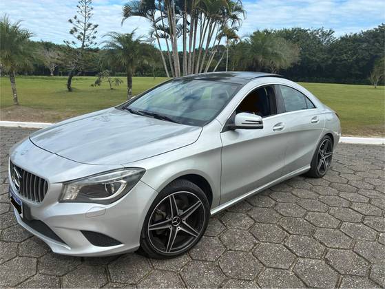MERCEDES-BENZ CLA 200 1.6 FIRST EDITION TURBO GASOLINA 4P AUTOMATIZADO
