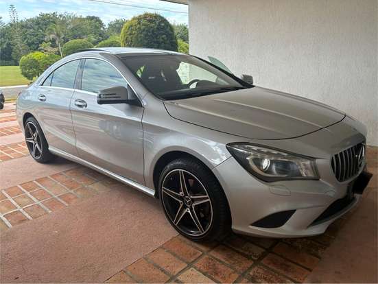 MERCEDES-BENZ-CLA 200-2014