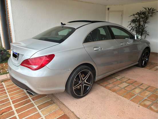 MERCEDES-BENZ-CLA 200-1.6 FIRST EDITION TURBO GASOLINA 4P AUTOMATIZADO MERCEDES-BENZ-CLA 200-2014