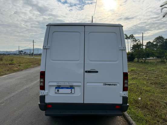 MERCEDES-BENZ-SPRINTER-2011