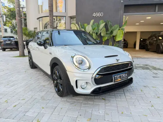 MINI COOPER 2.0 S TOP CLUBMAN 16V TURBO GASOLINA 4P AUTOMÁTICO MINI COOPER 2.0 S TOP CLUBMAN 16V TURBO GASOLINA 4P AUTOMÁTICO