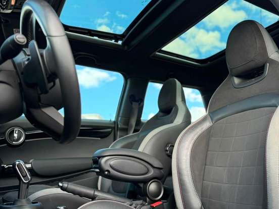 MINI-COOPER-2.0 16V TWINPOWER GASOLINA JOHN COOPER WORKS 2P STEPTRONIC MINI-COOPER-2023