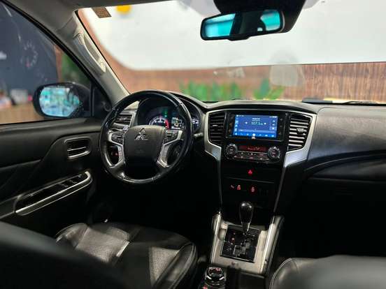 MITSUBISHI-L200 TRITON-2021