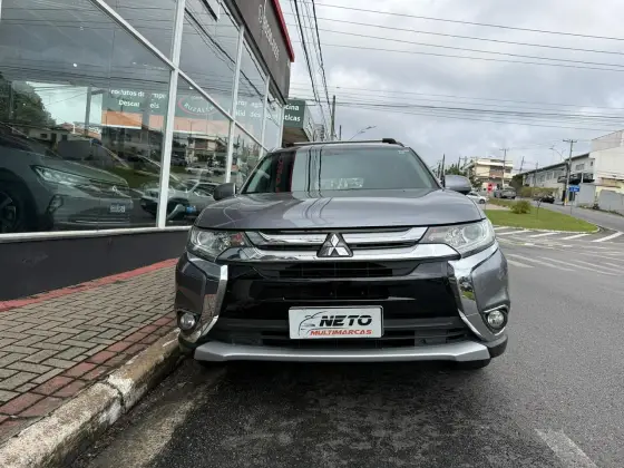 MITSUBISHI OUTLANDER 2.0 COMFORT 16V GASOLINA 4P AUTOMÁTICO MITSUBISHI OUTLANDER 2.0 COMFORT 16V GASOLINA 4P AUTOMÁTICO