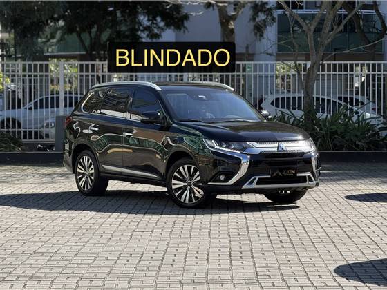 MITSUBISHI OUTLANDER 3.0 MIVEC V6 GASOLINA HPE-S AWD AUTOMÁTICO