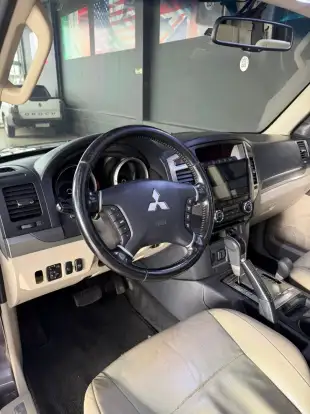 MITSUBISHI-PAJERO-3.2 HPE 4X4 7 LUGARES 16V TURBO INTERCOOLER DIESEL 4P AUTOMÁTICO MITSUBISHI-PAJERO-2015
