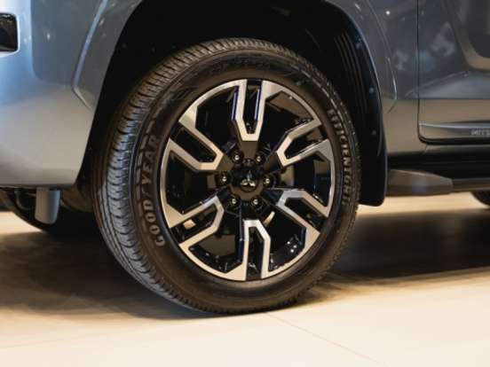 MITSUBISHI-TRITON-2.4 BITURBO DIESEL CD TARMAC 4X2 AUTOMÁTICO MITSUBISHI-TRITON-2026