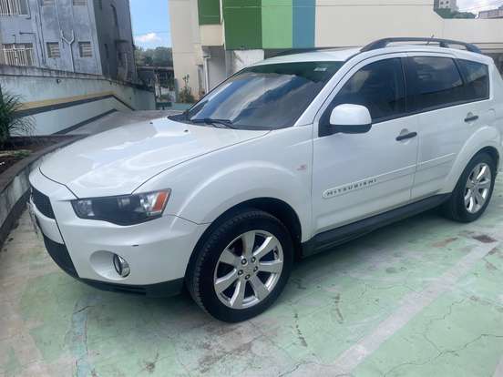 MITSUBISHI-OUTLANDER-2.0 16V GASOLINA 4P AUTOMÁTICO MITSUBISHI-OUTLANDER-2011