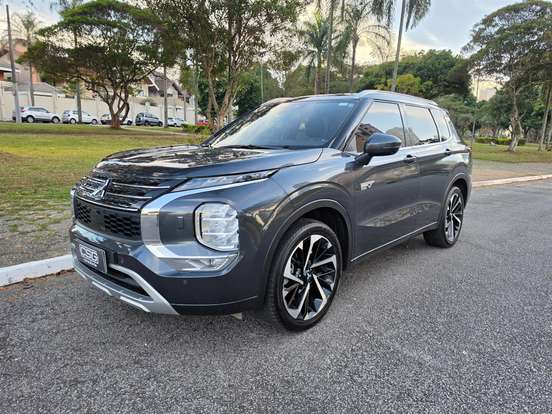 MITSUBISHI-OUTLANDER-2.4 PHEV SIGNATURE S-AWC DHT MITSUBISHI-OUTLANDER-2025