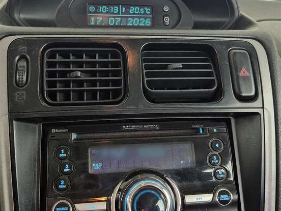 MITSUBISHI-PAJERO TR4-2.0 4X2 16V 140CV FLEX 4P MANUAL MITSUBISHI-PAJERO TR4-2015