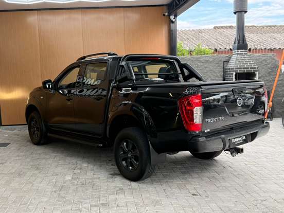 NISSAN-FRONTIER-2020