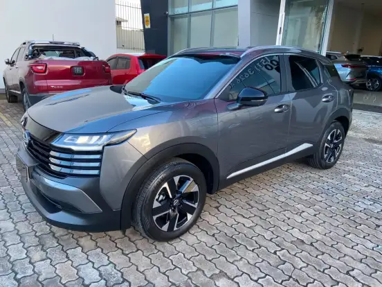 NISSAN-KICKS-2025