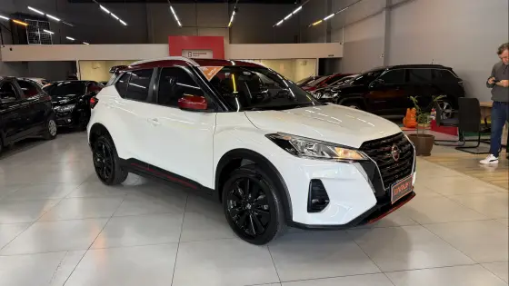 NISSAN KICKS 1.6 16V FLEXSTART XPLAY XTRONIC NISSAN KICKS 1.6 16V FLEXSTART XPLAY XTRONIC