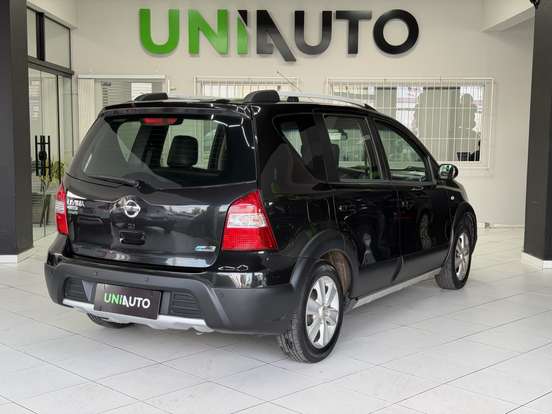 NISSAN-LIVINA-1.8 SL X-GEAR 16V FLEX 4P AUTOMÁTICO NISSAN-LIVINA-2013