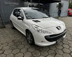 PEUGEOT 207 1.4 XR 8V FLEX 4P MANUAL PEUGEOT 207 1.4 XR 8V FLEX 4P MANUAL