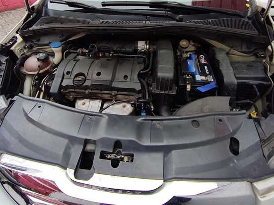 PEUGEOT-2008-1.6 16V FLEX GRIFFE 4P AUTOMÁTICO PEUGEOT-2008-2018