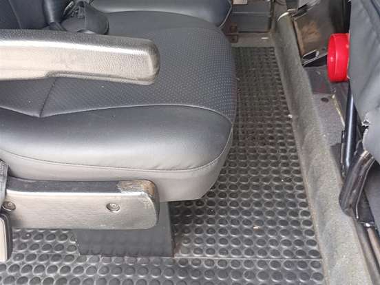 PEUGEOT-BOXER-2.3 HDI 330 PASSAGEIRO 16 LUGARES 8V DIESEL 3P MANUAL PEUGEOT-BOXER-2010
