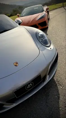 PORSCHE-911-2018