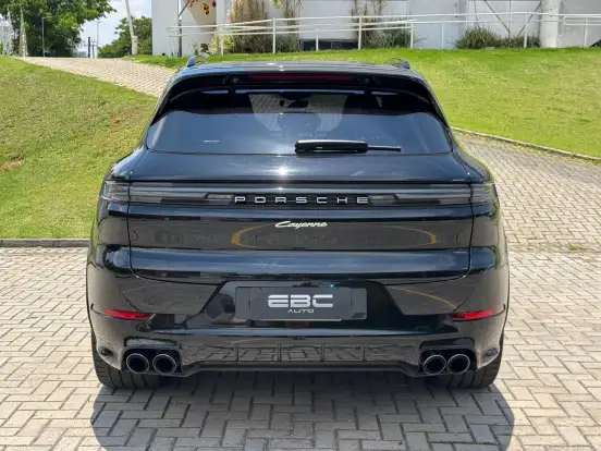 PORSCHE-CAYENNE-2024