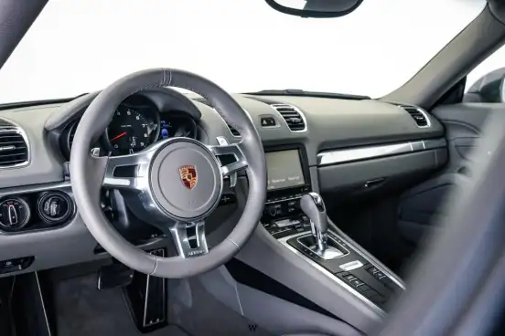 PORSCHE-CAYMAN-2015