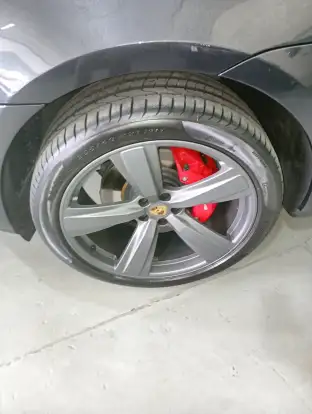PORSCHE-MACAN-2023
