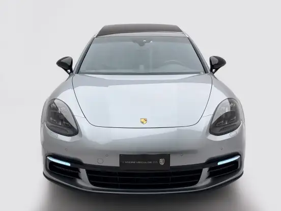 PORSCHE-PANAMERA-2020