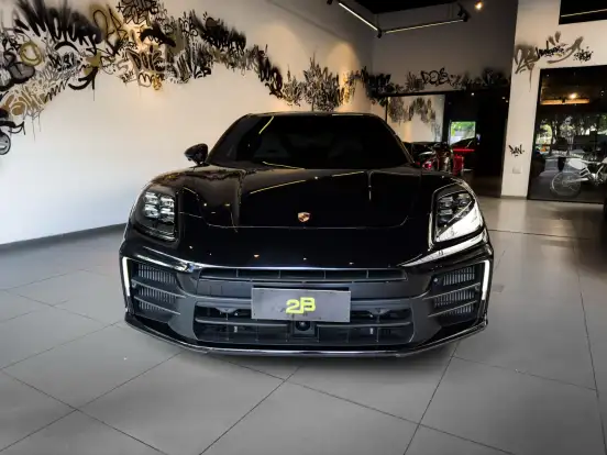 PORSCHE-PANAMERA-2024