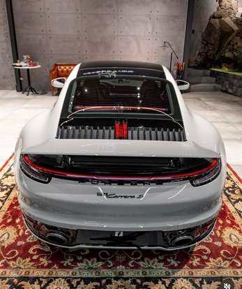 PORSCHE-911-2023
