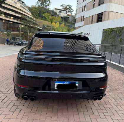 PORSCHE-CAYENNE-2024