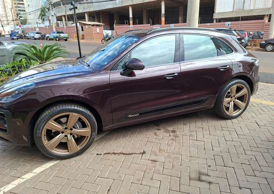 PORSCHE-MACAN-2023