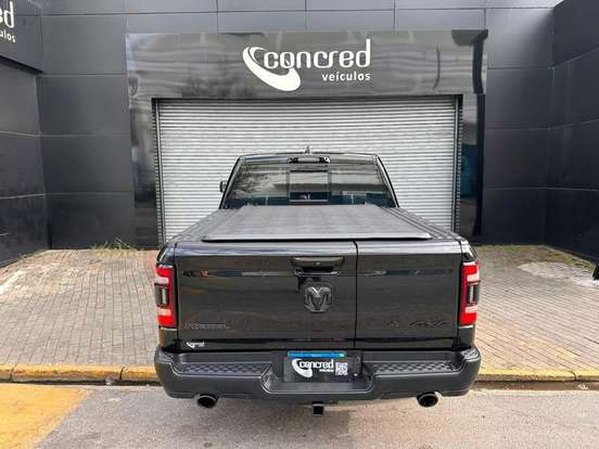 RAM-1500-5.7 V8 GASOLINA REBEL CD 4X4 AUTOMÁTICO RAM-1500-2022