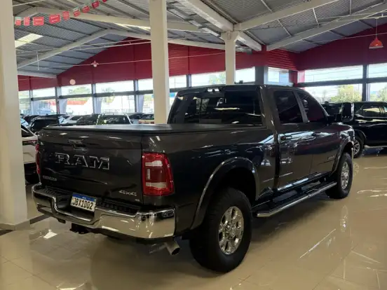 RAM-3500-6.7 I6 TURBO DIESEL LARAMIE CD 4X4 AUTOMÁTICO RAM-3500-2022
