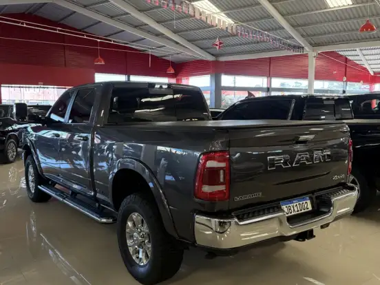RAM-3500-6.7 I6 TURBO DIESEL LARAMIE CD 4X4 AUTOMÁTICO RAM-3500-2022