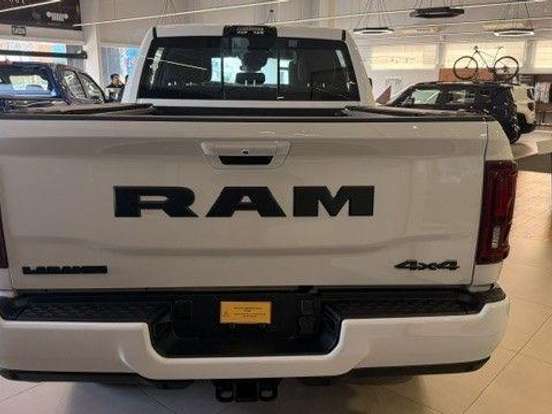 RAM-3500-6.7 I6 TURBO DIESEL LARAMIE NIGHT EDITION CD 4X4 AUTOMÁTICO RAM-3500-2026