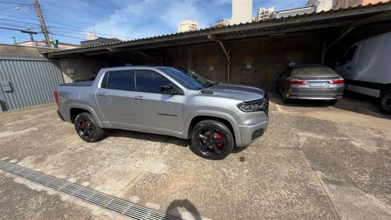 RAM-RAMPAGE-2.0 HURRICANE 4 TURBO GASOLINA R/T 4X4 AUTOMÁTICO RAM-RAMPAGE-2025