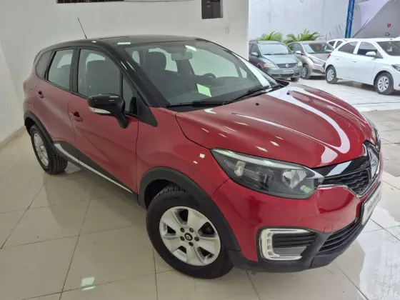 RENAULT CAPTUR 1.6 16V SCE FLEX LIFE X-TRONIC RENAULT CAPTUR 1.6 16V SCE FLEX LIFE X-TRONIC