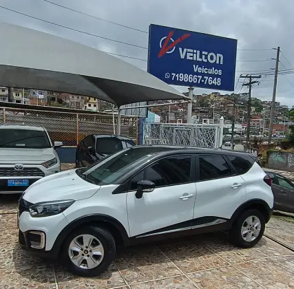 RENAULT CAPTUR 1.6 16V SCE FLEX LIFE X-TRONIC RENAULT CAPTUR 1.6 16V SCE FLEX LIFE X-TRONIC