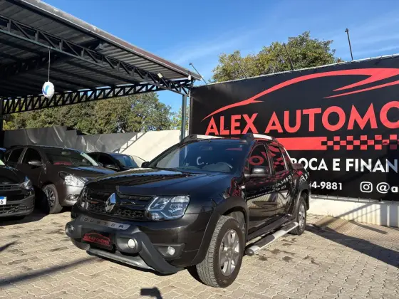 RENAULT DUSTER OROCH 1.6 16V SCE FLEX DYNAMIQUE MANUAL RENAULT DUSTER OROCH 1.6 16V SCE FLEX DYNAMIQUE MANUAL