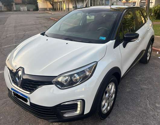 RENAULT-CAPTUR-2018