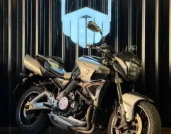 SUZUKI B-KING SUZUKI B-KING