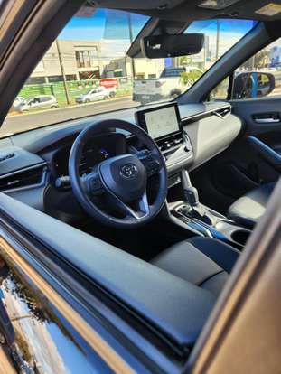 TOYOTA-COROLLA CROSS-2023