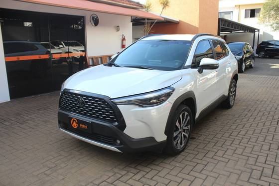 TOYOTA COROLLA CROSS 2.0 VVT-IE FLEX XRE DIRECT SHIFT