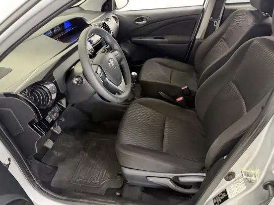 TOYOTA-ETIOS-1.3 X 16V FLEX 4P MANUAL TOYOTA-ETIOS-2019