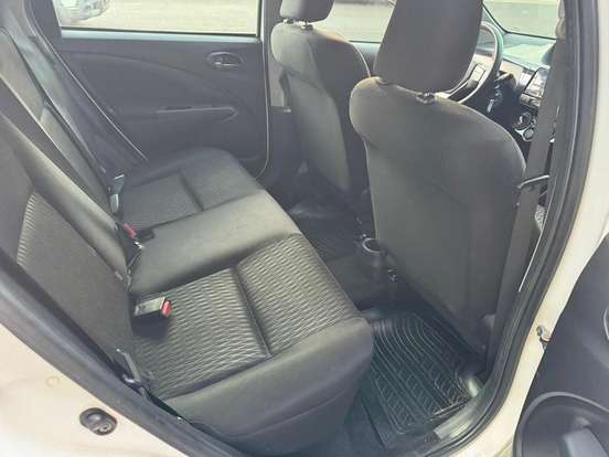 TOYOTA-ETIOS-2017