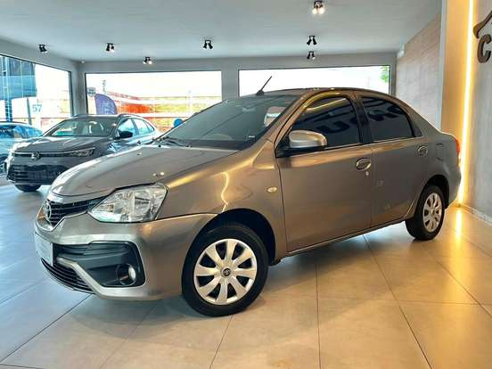 TOYOTA-ETIOS-1.5 XS SEDAN 16V FLEX 4P AUTOMÁTICO TOYOTA-ETIOS-2017