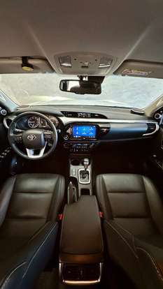 TOYOTA-HILUX-2024