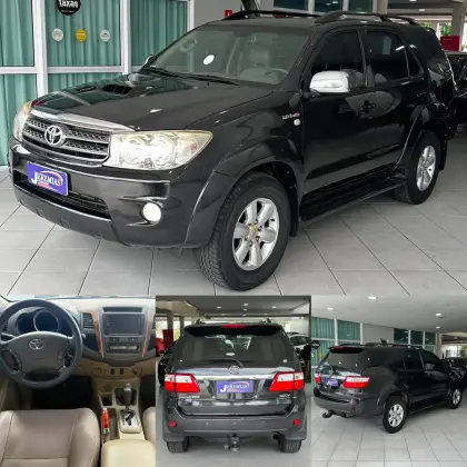 TOYOTA HILUX SW4 3.0 SRV 4X4 7 LUGARES 16V TURBO INTERCOOLER DIESEL 4P AUTOMÁTICO TOYOTA HILUX SW4 3.0 SRV 4X4 7 LUGARES 16V TURBO INTERCOOLER DIESEL 4P AUTOMÁTICO