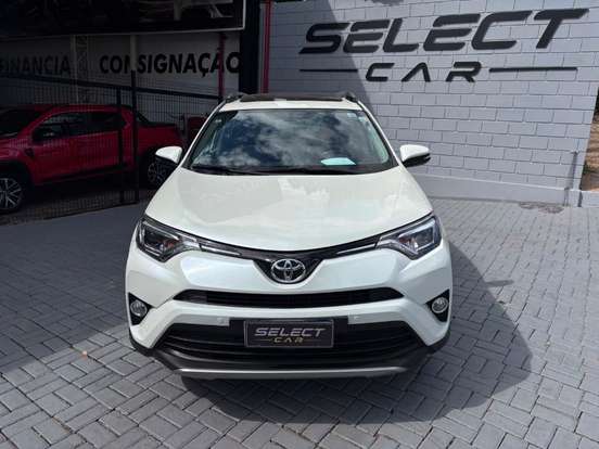 TOYOTA-RAV4-2017