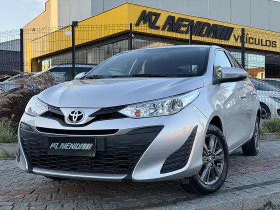 TOYOTA YARIS 1.5 16V FLEX XL PLUS CONNECT MULTIDRIVE TOYOTA YARIS 1.5 16V FLEX XL PLUS CONNECT MULTIDRIVE