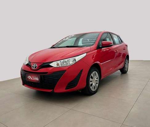 TOYOTA-YARIS-2019